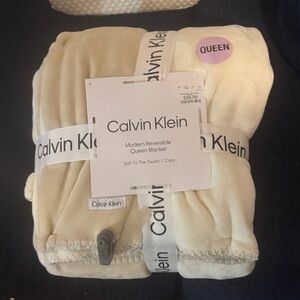 Calvin Klein Soft Cream Blanket